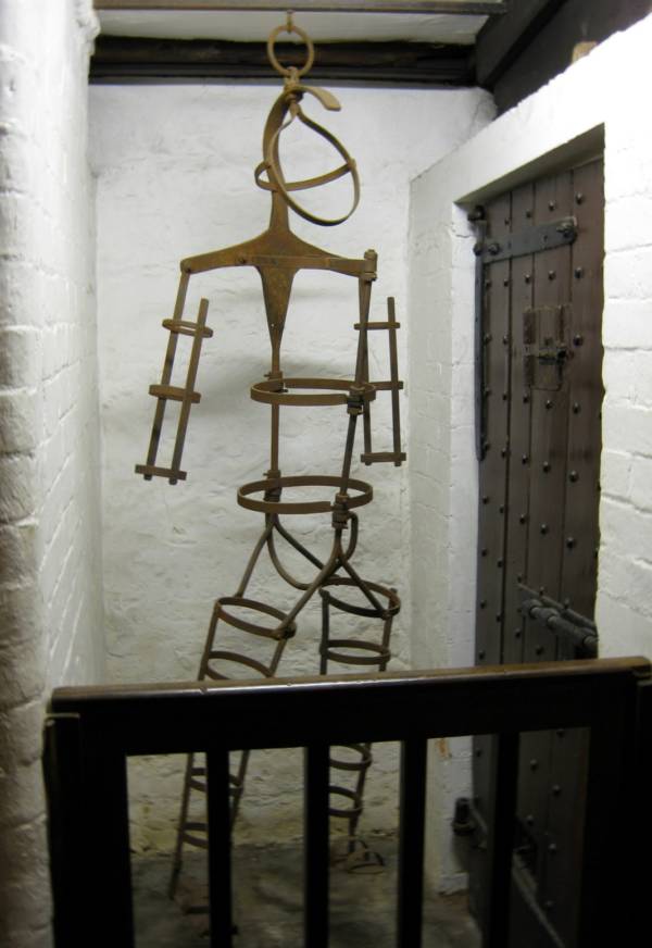 Gibbet Cage