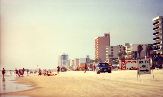 Wonderful Pics That Capture Everyday Life of Daytona Beach, Florida in the  1980s | Vintage News Daily