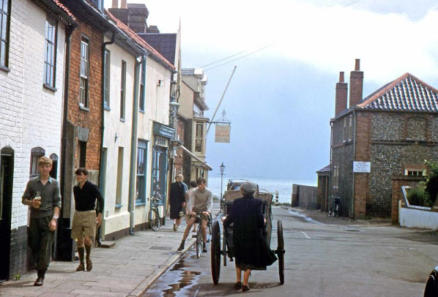 45 Amazing Kodachrome Slides Capture Everyday Life Of Suffolk In The 45 Amazing Kodachrome Slides Capture Everyday Life Of Suffolk In The