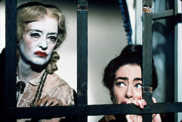 Photos of Bette Davis and Joan Crawford During the Filming of “What ...