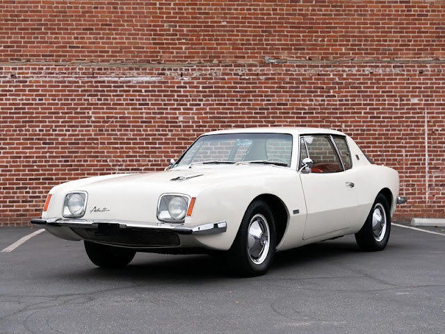 Studebaker R2 1963 Studebaker Avanti R2: A Bold American Design Icon | Vintage News Daily